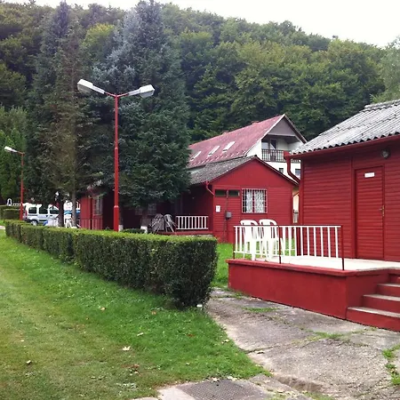 Mecsek-lak Magyarhertelend